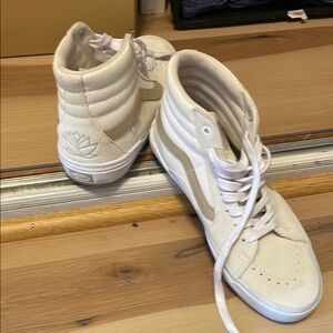 Vans White High-Top Sneakers Classic Style bmx shoe